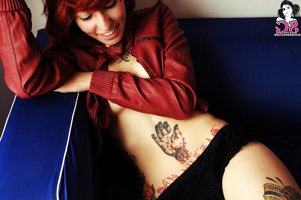 16P Amazing Emo Redhead