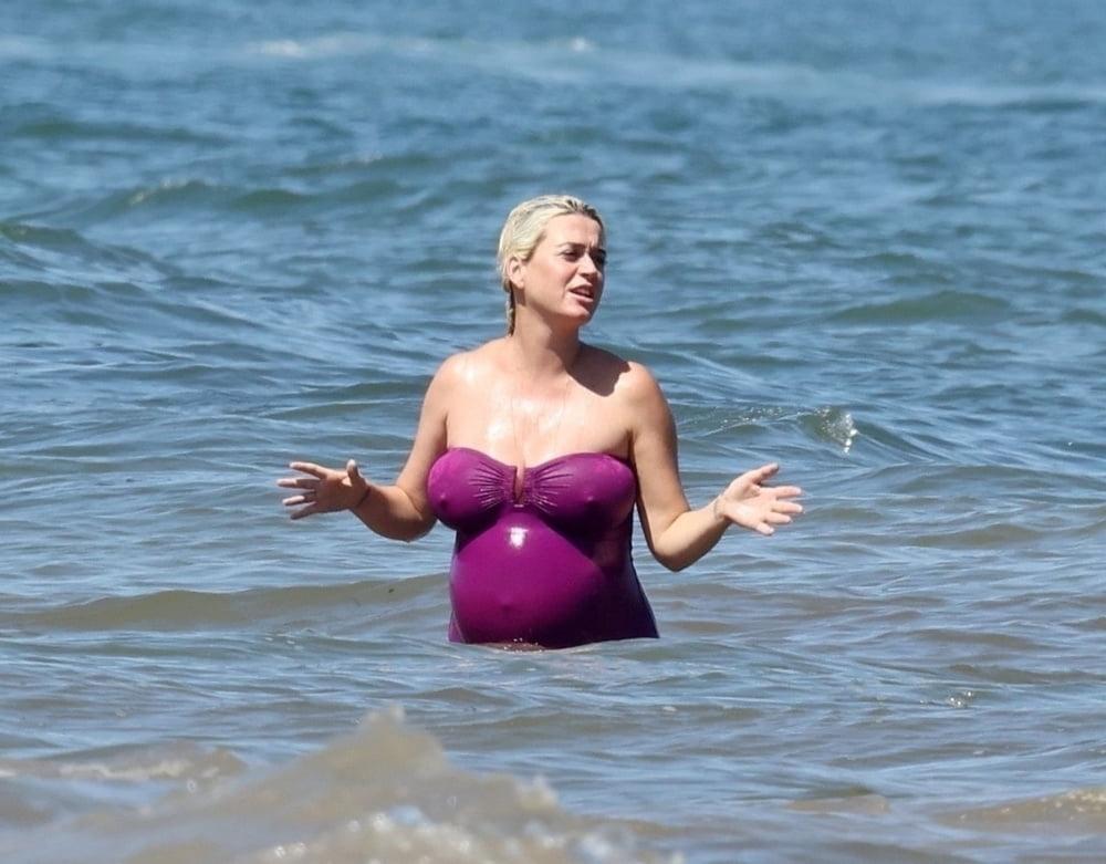 10P Celeb cum diary