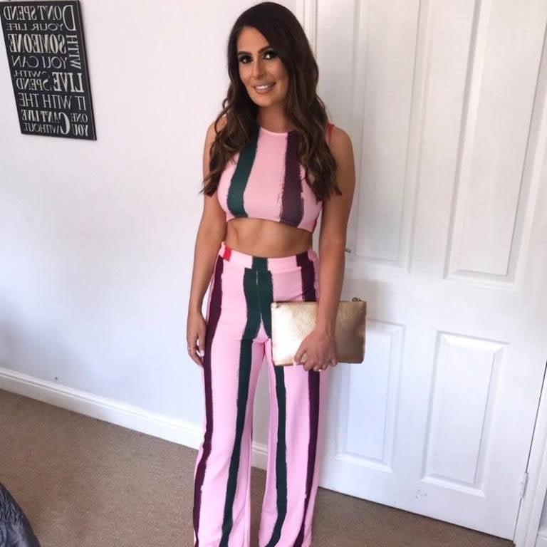 20P Beautiful Brunette Dani for cum and comments