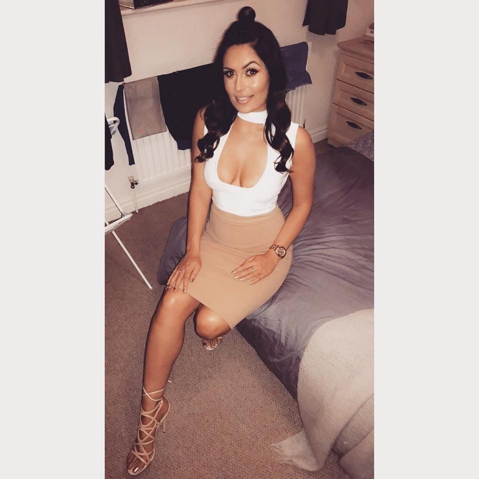 20P Beautiful Brunette Dani for cum and comments