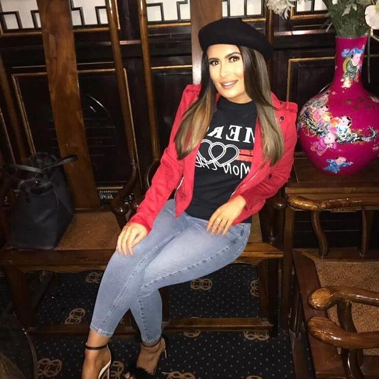 20P Beautiful Brunette Dani for cum and comments