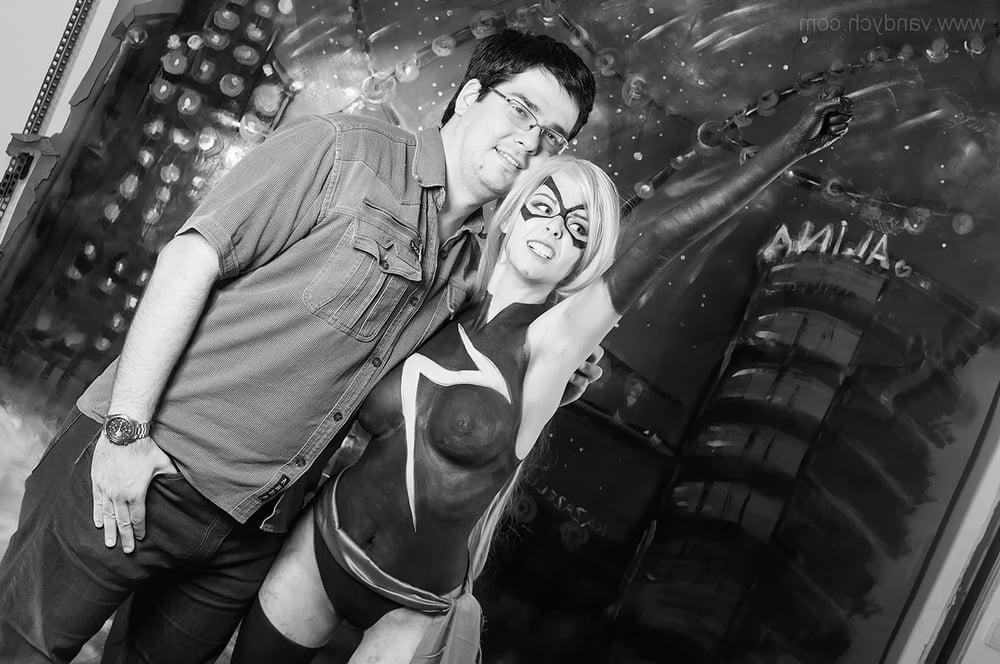 25P DHM - Miss Marvel Backstage