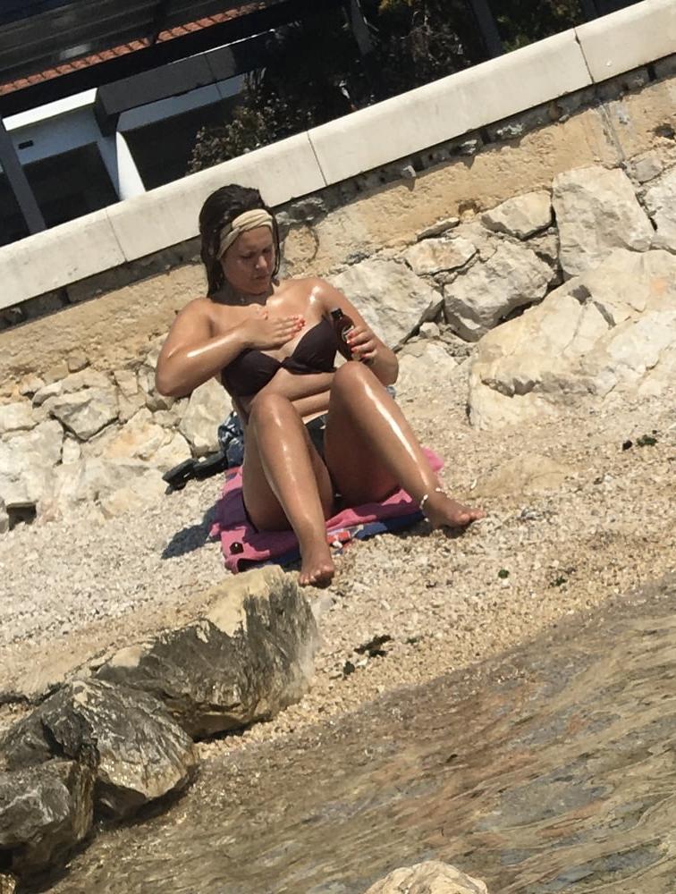 22P Spy at the Beach 2020