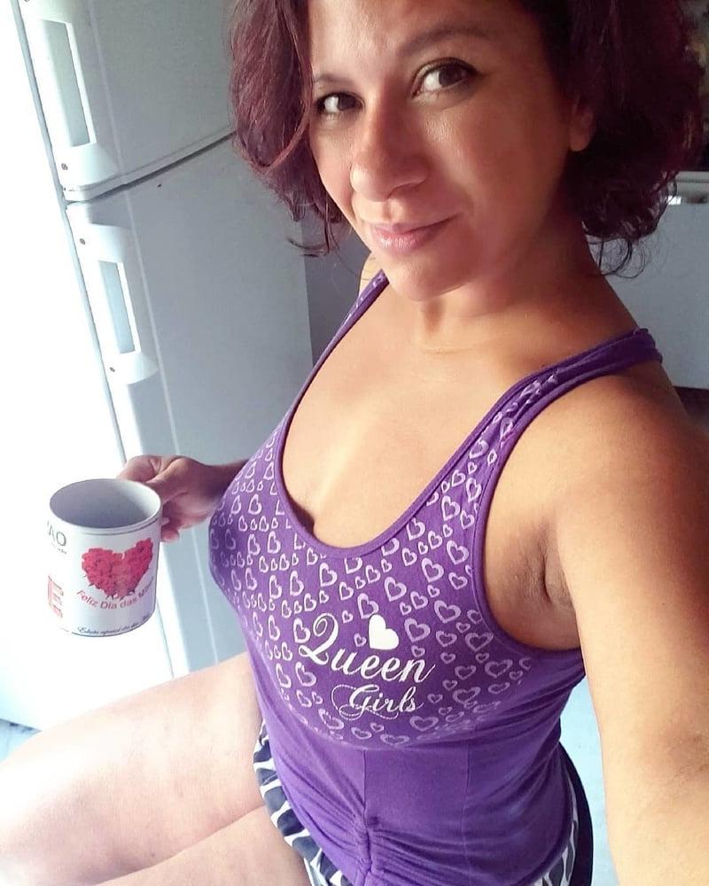 25P Cum target milf