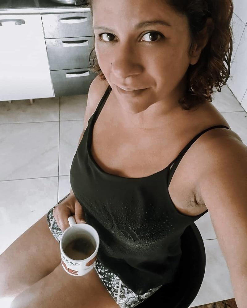 25P Cum target milf