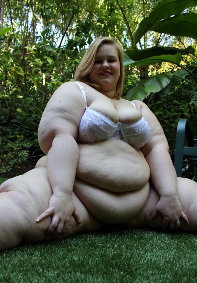 6P Beautiful ssbbw girl