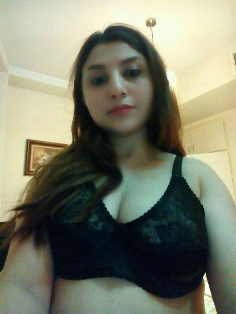25P Big Boobs (Iran) 3