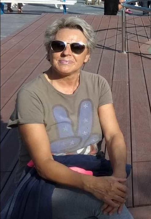 9P Mom in law pookies and glasses cocked