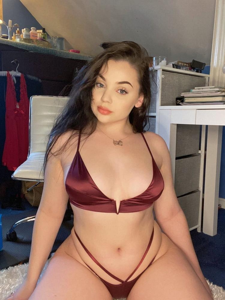25P Big Booty Slut with nice puffy titis
