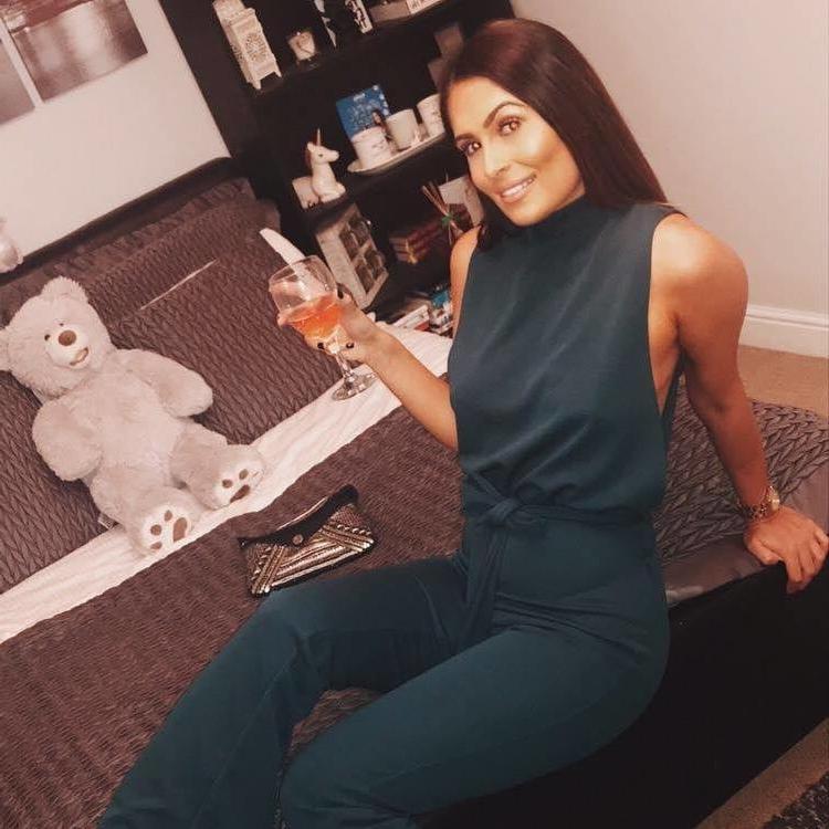 25P Beautiful Brunette Dani 2 for cum and comments