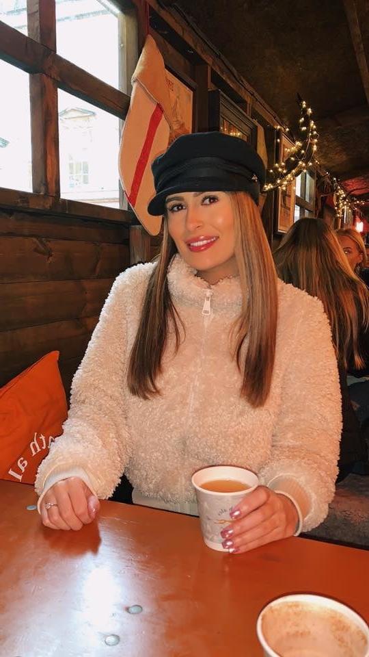 25P Beautiful Brunette Dani 2 for cum and comments