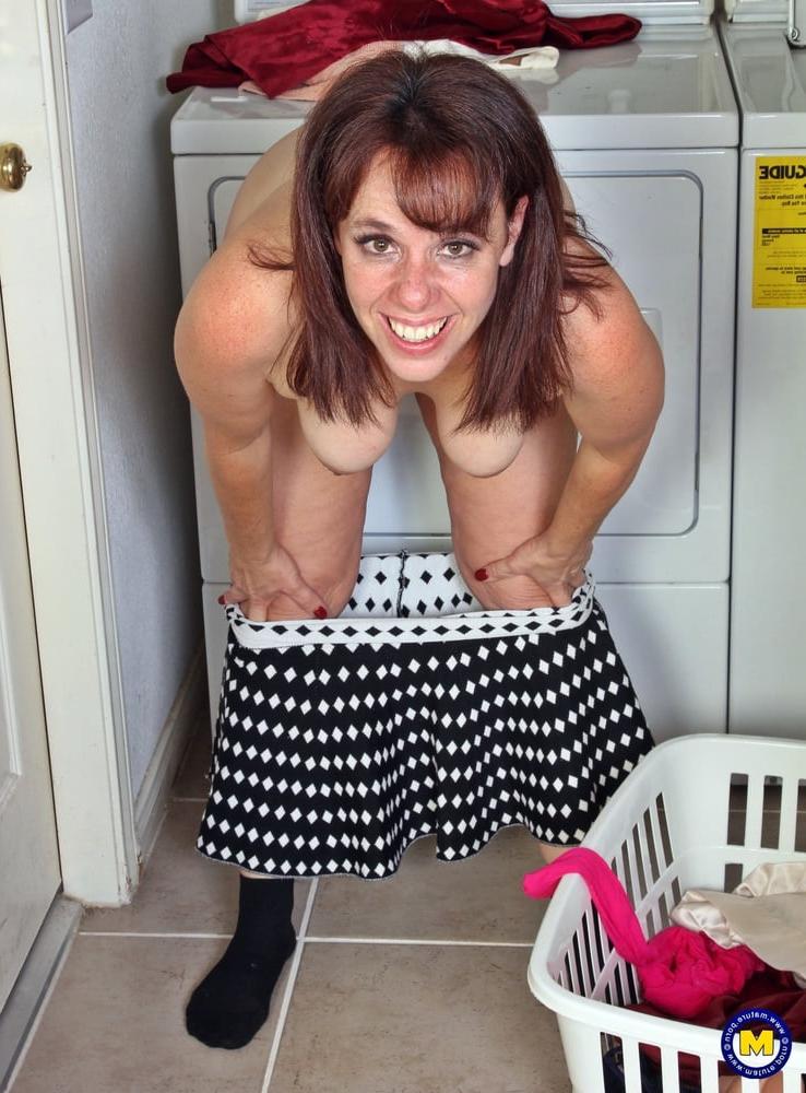 10P Olgun anne coraplar mature mom socks big boobs dul evli turk