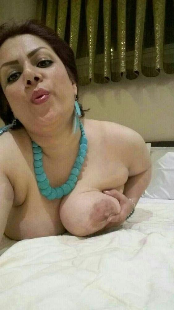 25P Big Boobs (Iran) 2