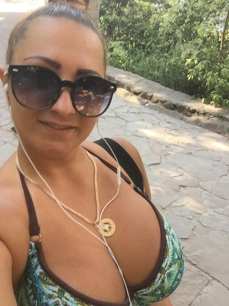 25P Cum target gilf milf mix