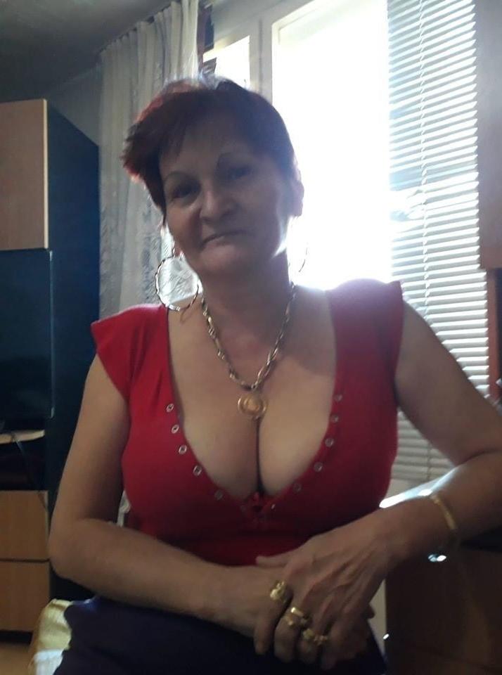 25P Cum target gilf milf mix