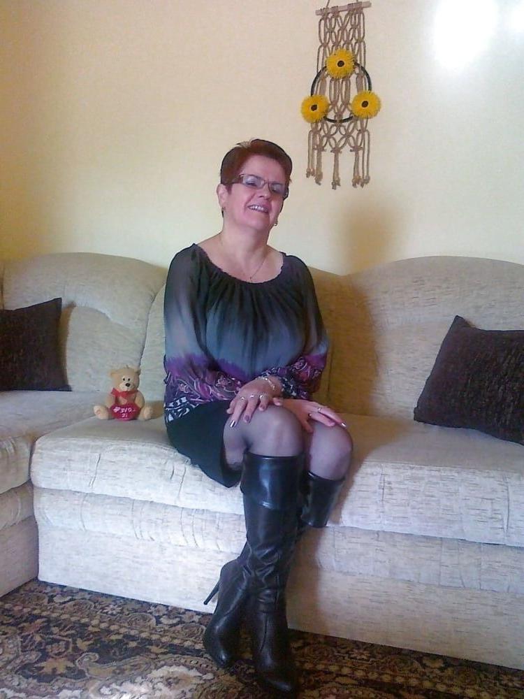 25P Cum target gilf milf mix