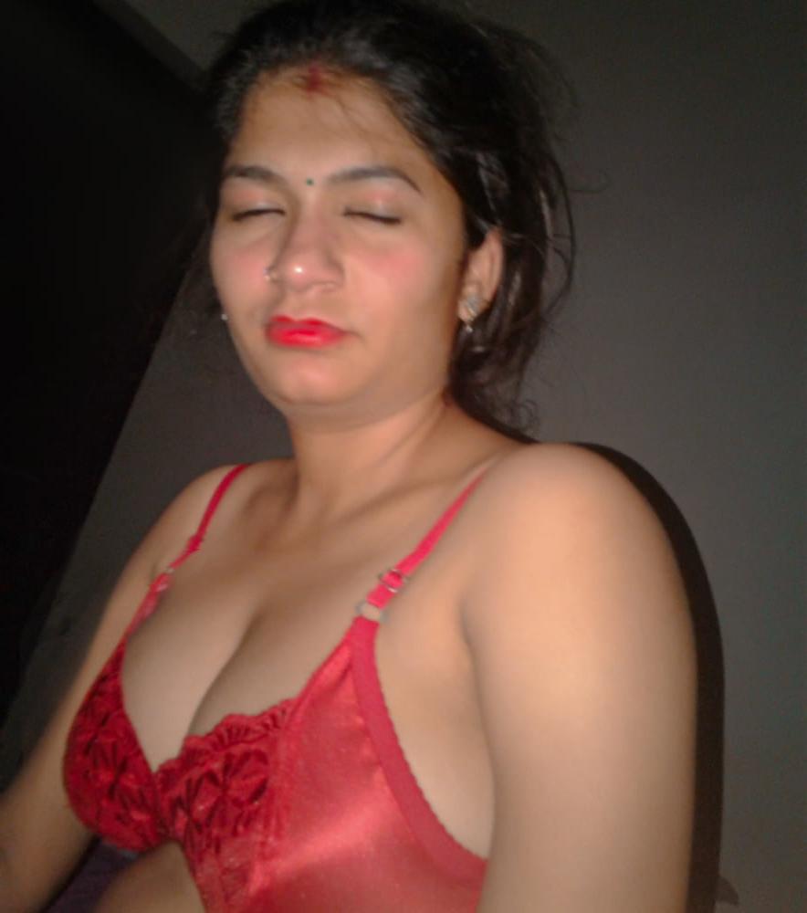 25P Rajni ladhuka bhabhi big boobs