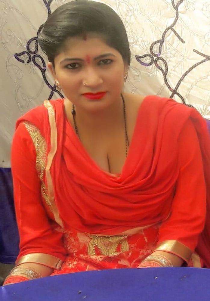 25P Rajni ladhuka bhabhi big boobs