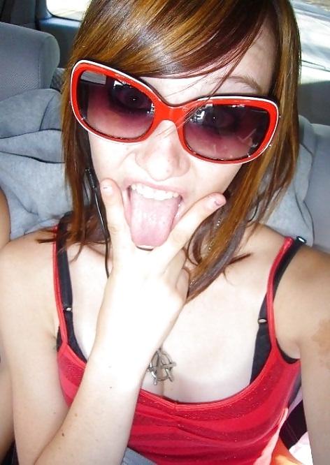 7P Cute emo girl