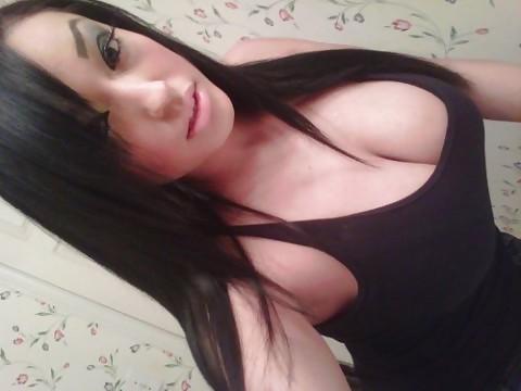 25P Cleavage..... Big Boobs NN