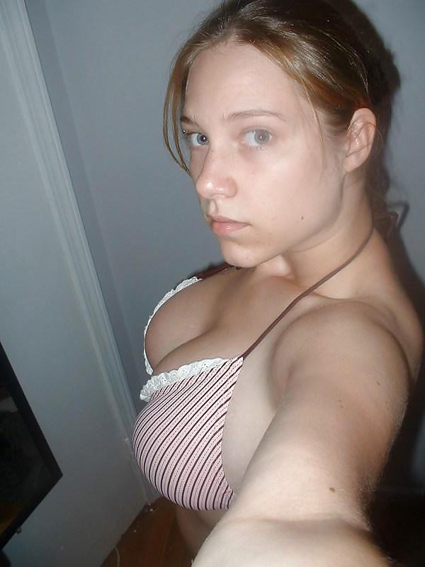 25P Cleavage..... Big Boobs NN