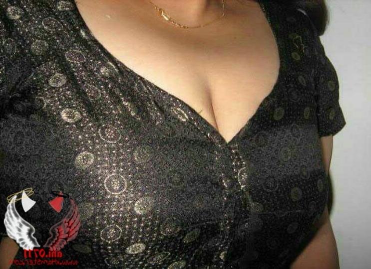 10P My Aunt babysitter milky boob's