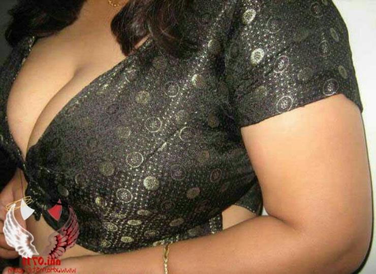 10P My Aunt babysitter milky boob's