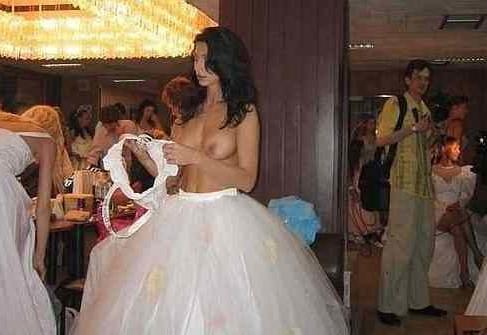 24P .BRIDES