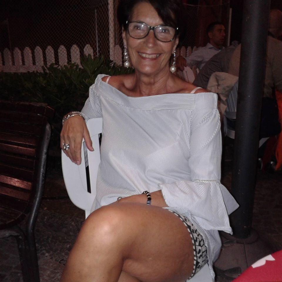 25P old mom slut