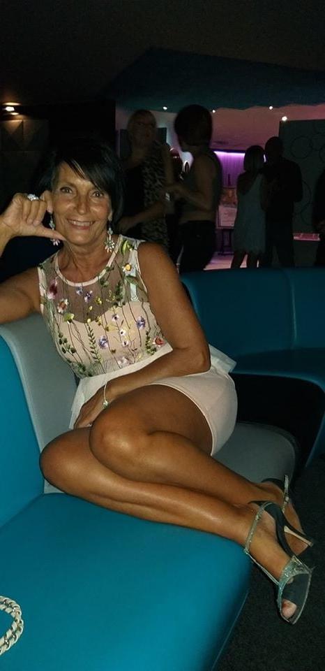 25P old mom slut