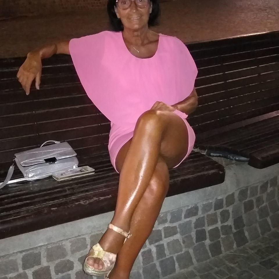 25P old mom slut