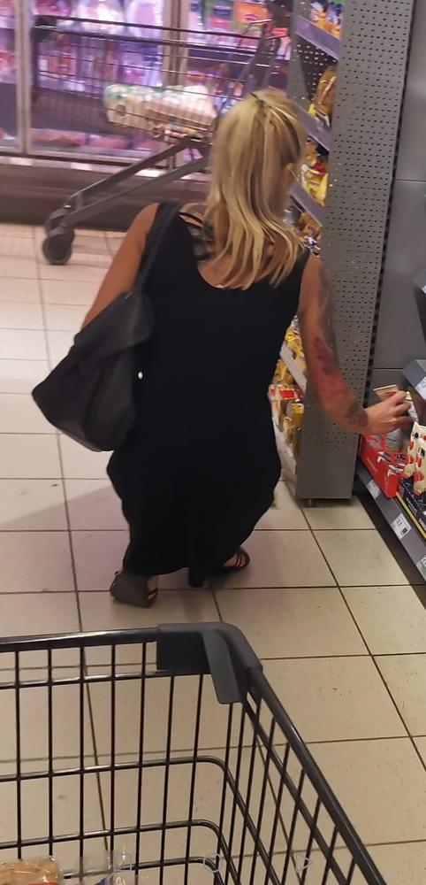 19P Girls, feet, legs, short dress, shopping, spy