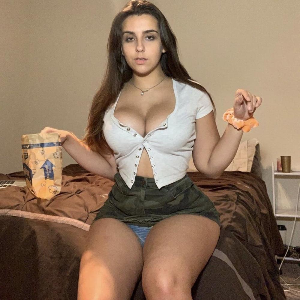 25P lets Fuck her Big Booty
