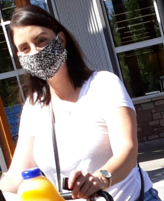 14P Sexy Milf Candid Booty Legs Feet