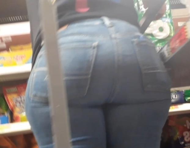 15P Cum all over that big ass!!!