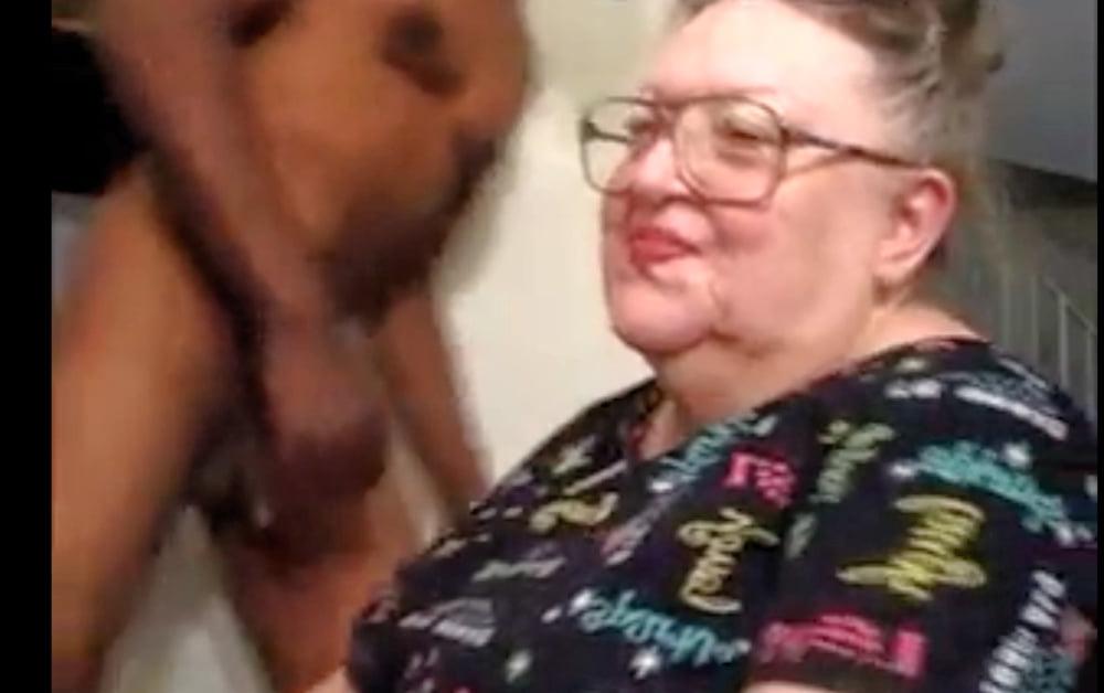 25P grannies getting facials