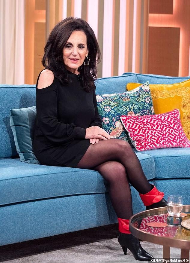 25P UK Actress Lesley Joseph