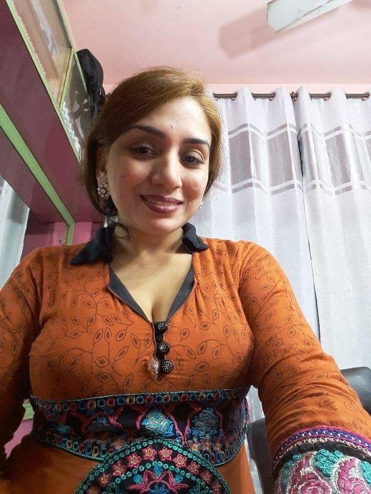 25P Boobs (Big) (Indian)