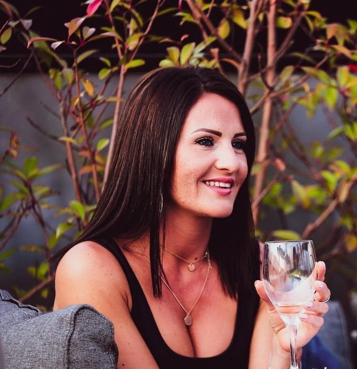 20P Private parties - mature women only (LXVII)