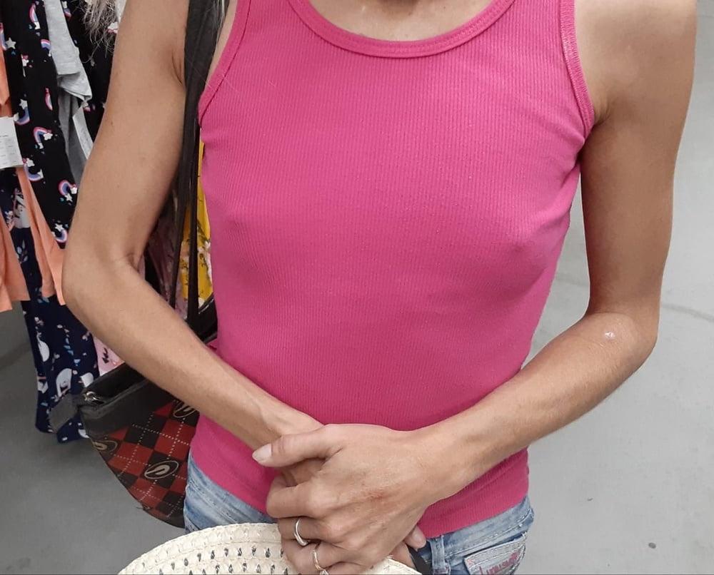25P Small breasted mom