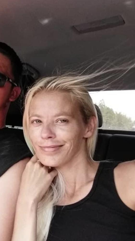25P Small breasted mom