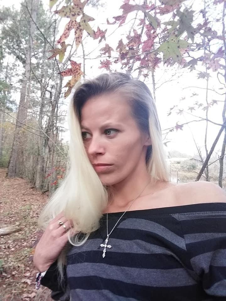 25P Small breasted mom