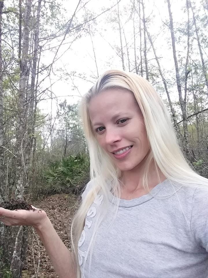 25P Small breasted mom