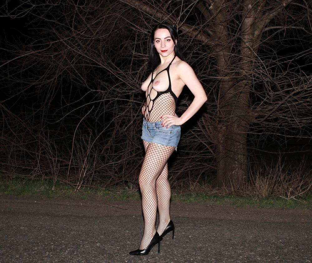 25P Night photo shoot
