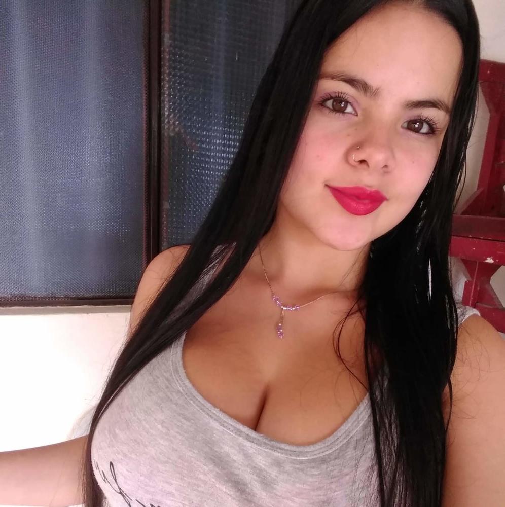 22P ONLY BIG BOOBS LATIN 36CC