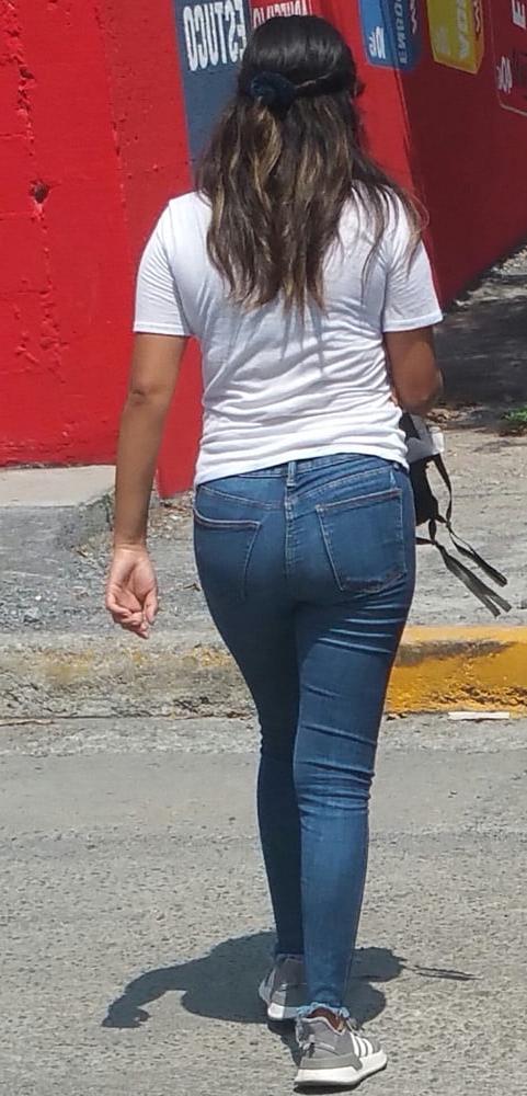 22P ONLY BIG BOOBS LATIN 36CC