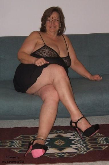 25P Sexy Mature Chubbys