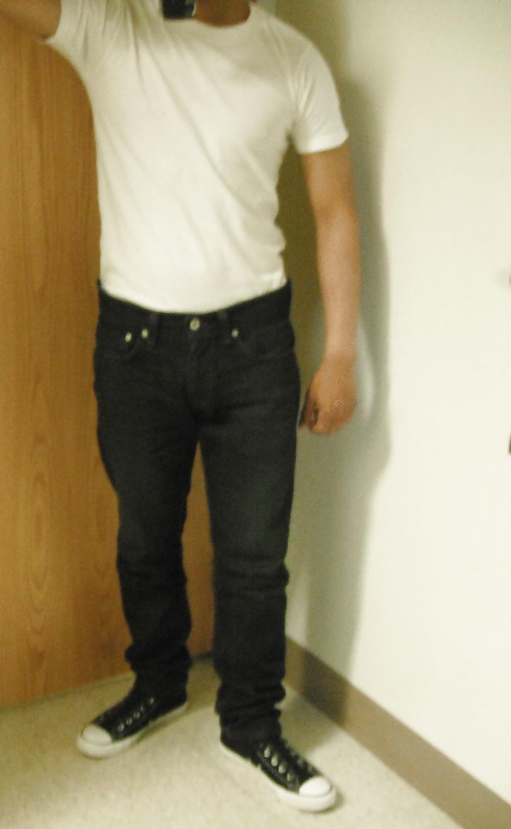 5P MOAR of this young stud