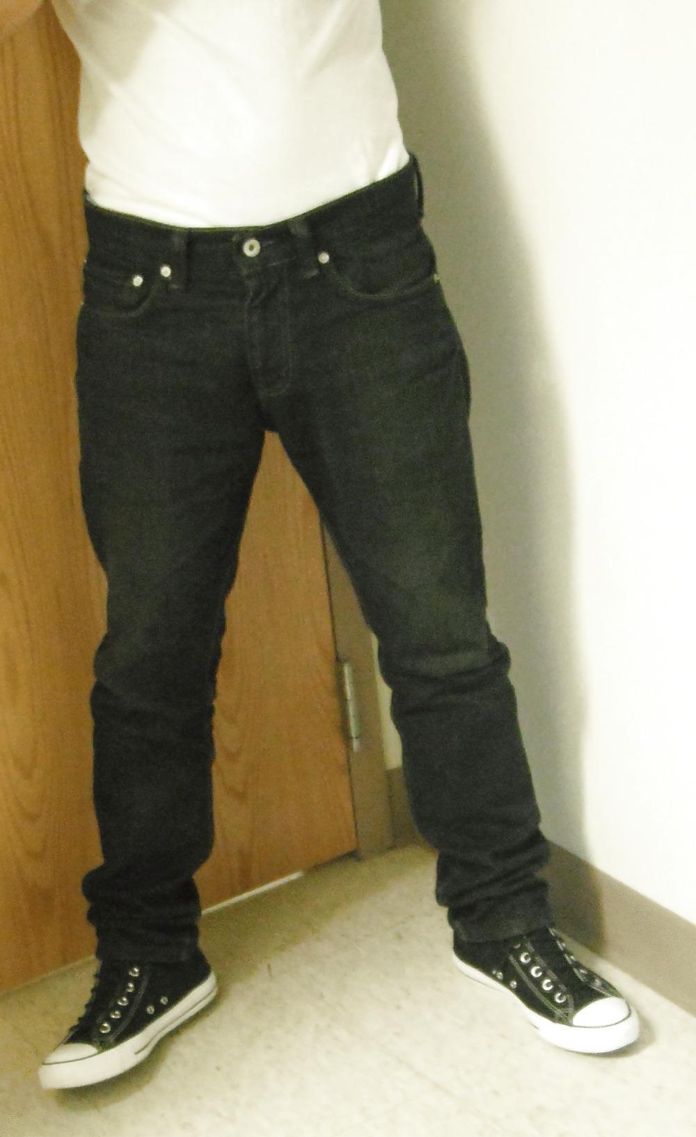 5P MOAR of this young stud
