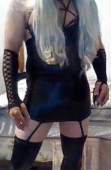 12P Crossdressing in Black